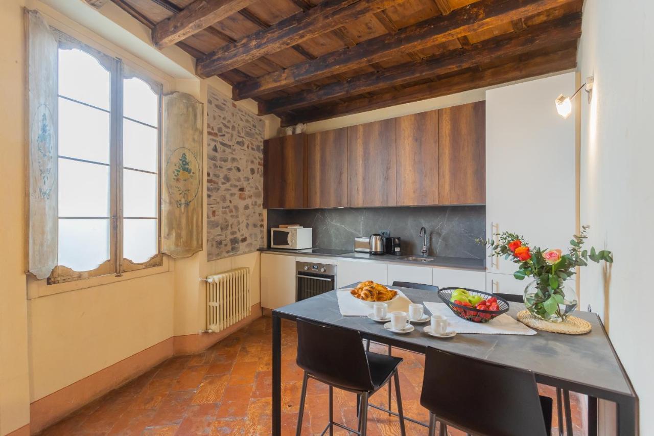 Antiche Mura Como By Rent All Como Exterior foto