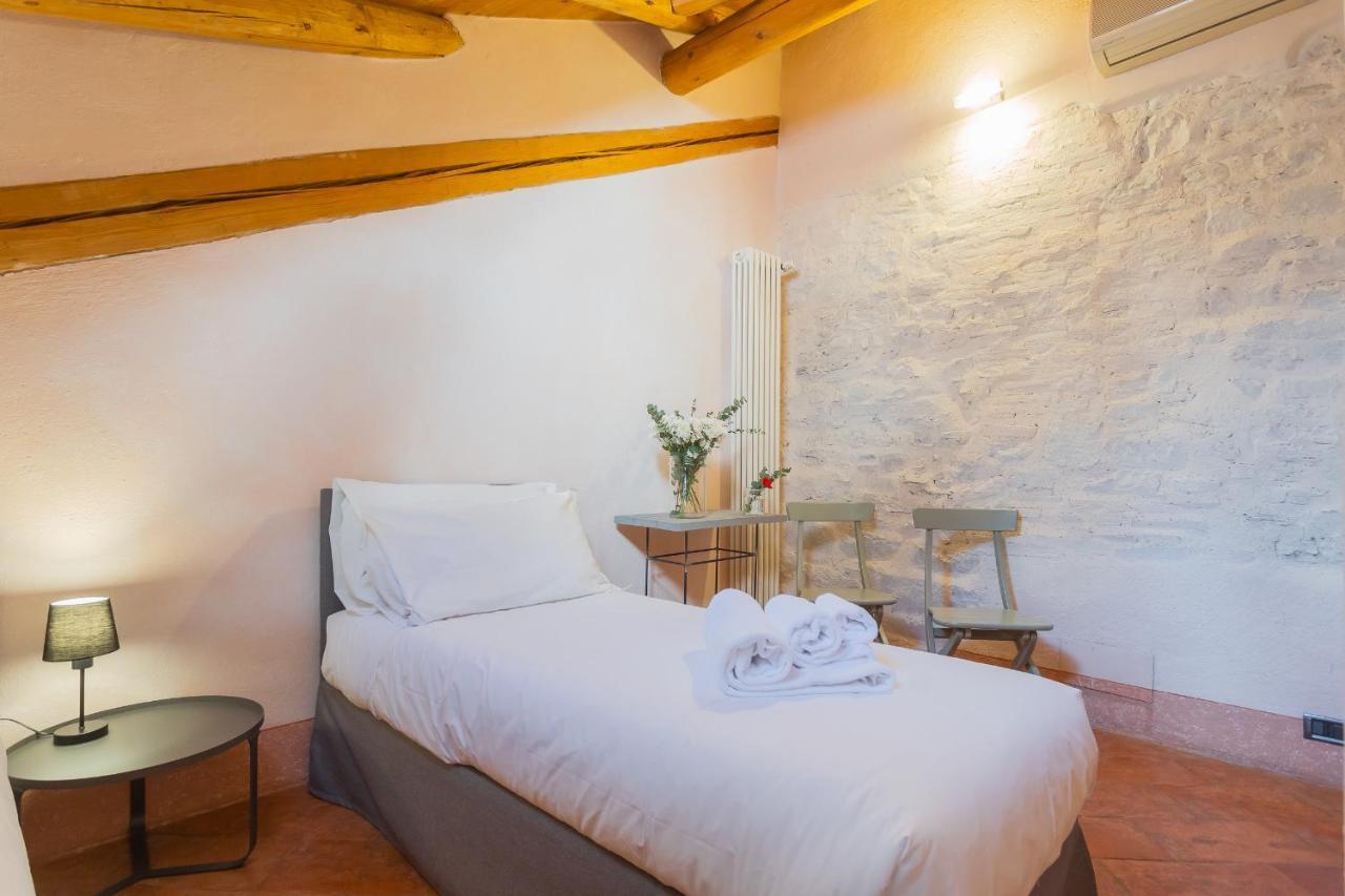 Antiche Mura Como By Rent All Como Exterior foto