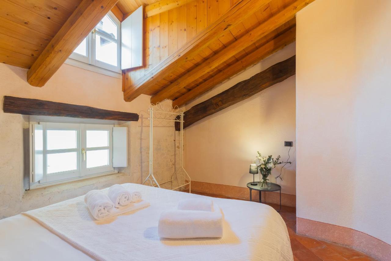 Antiche Mura Como By Rent All Como Exterior foto