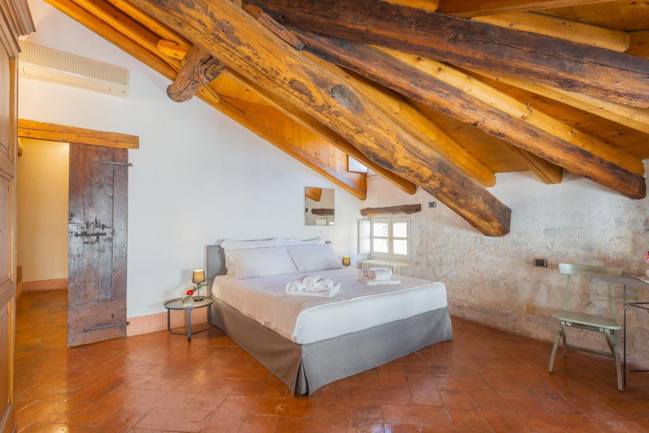 Antiche Mura Como By Rent All Como Exterior foto