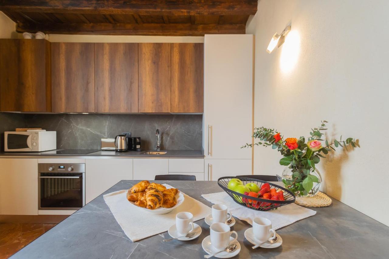 Antiche Mura Como By Rent All Como Exterior foto
