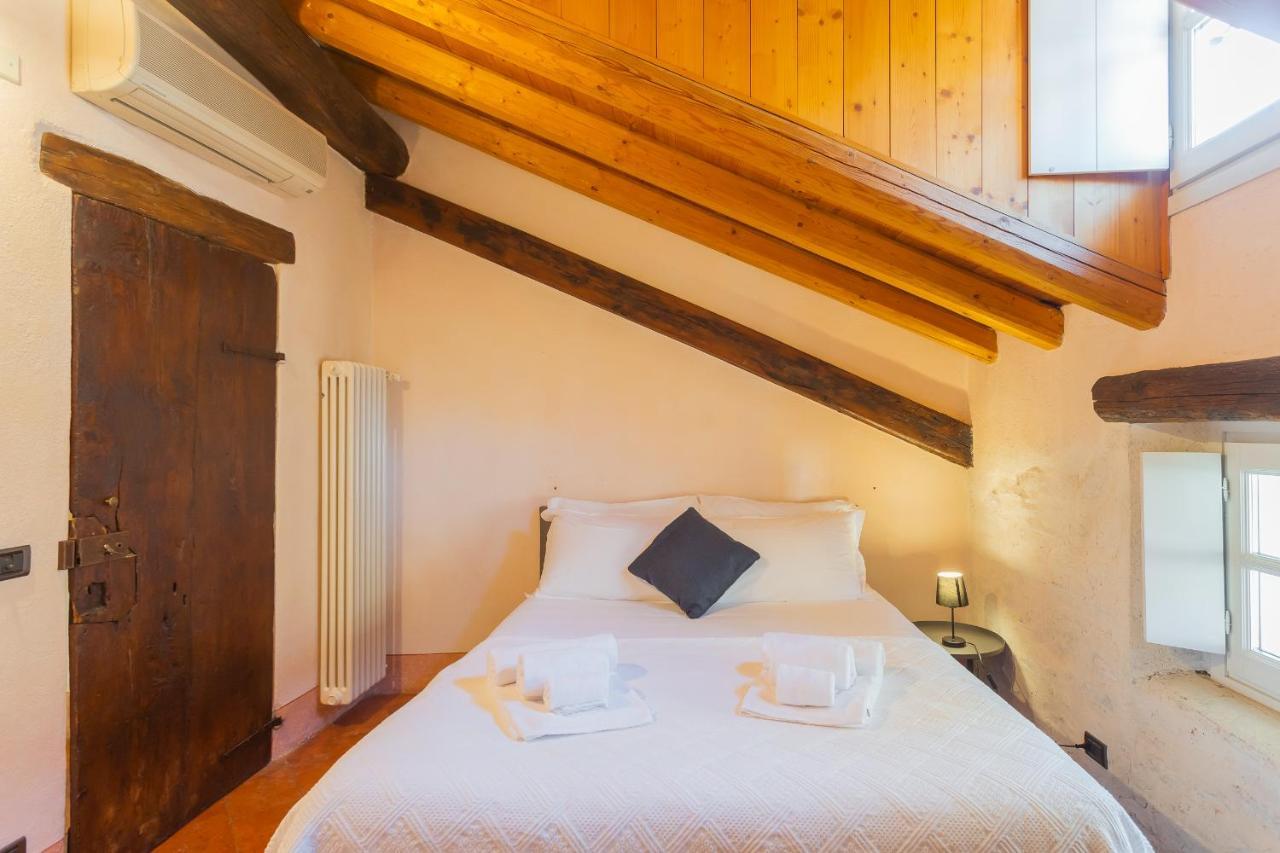 Antiche Mura Como By Rent All Como Exterior foto