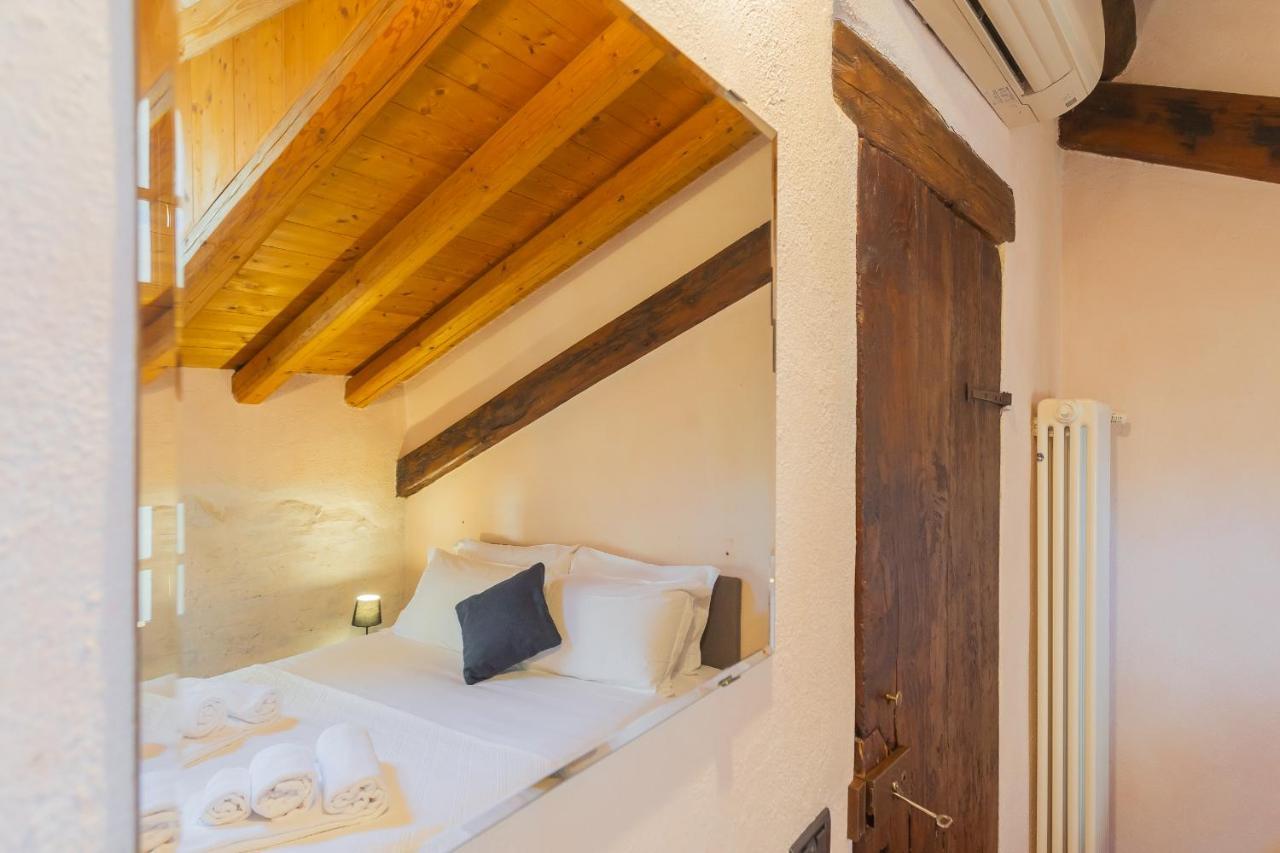 Antiche Mura Como By Rent All Como Exterior foto
