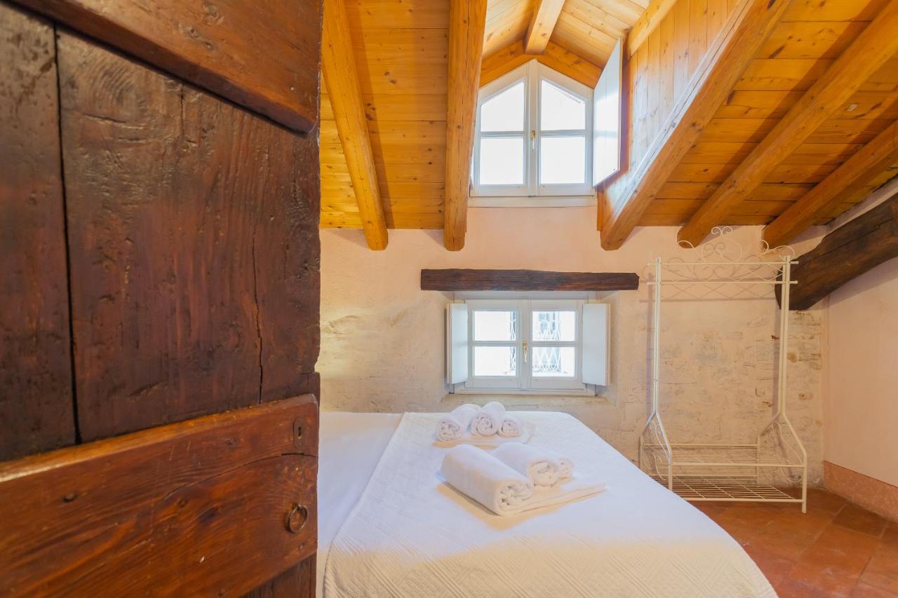 Antiche Mura Como By Rent All Como Exterior foto